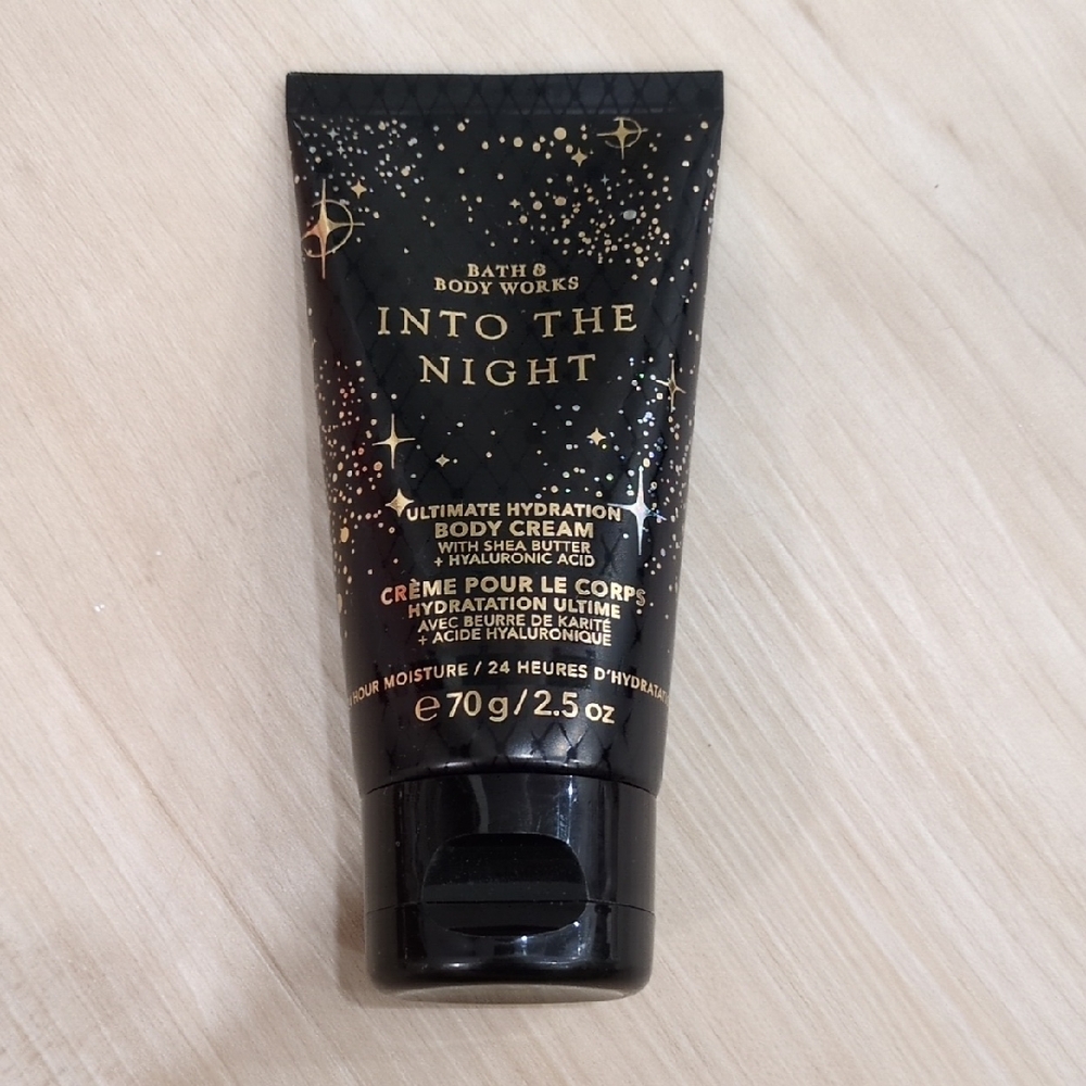 🖤 Bath & Body Works Into the Night Body Cream - Travel Size